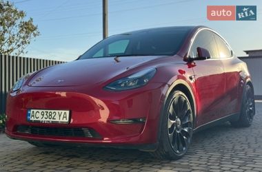 Внедорожник / Кроссовер Tesla Model Y 2022 в Нововолынске