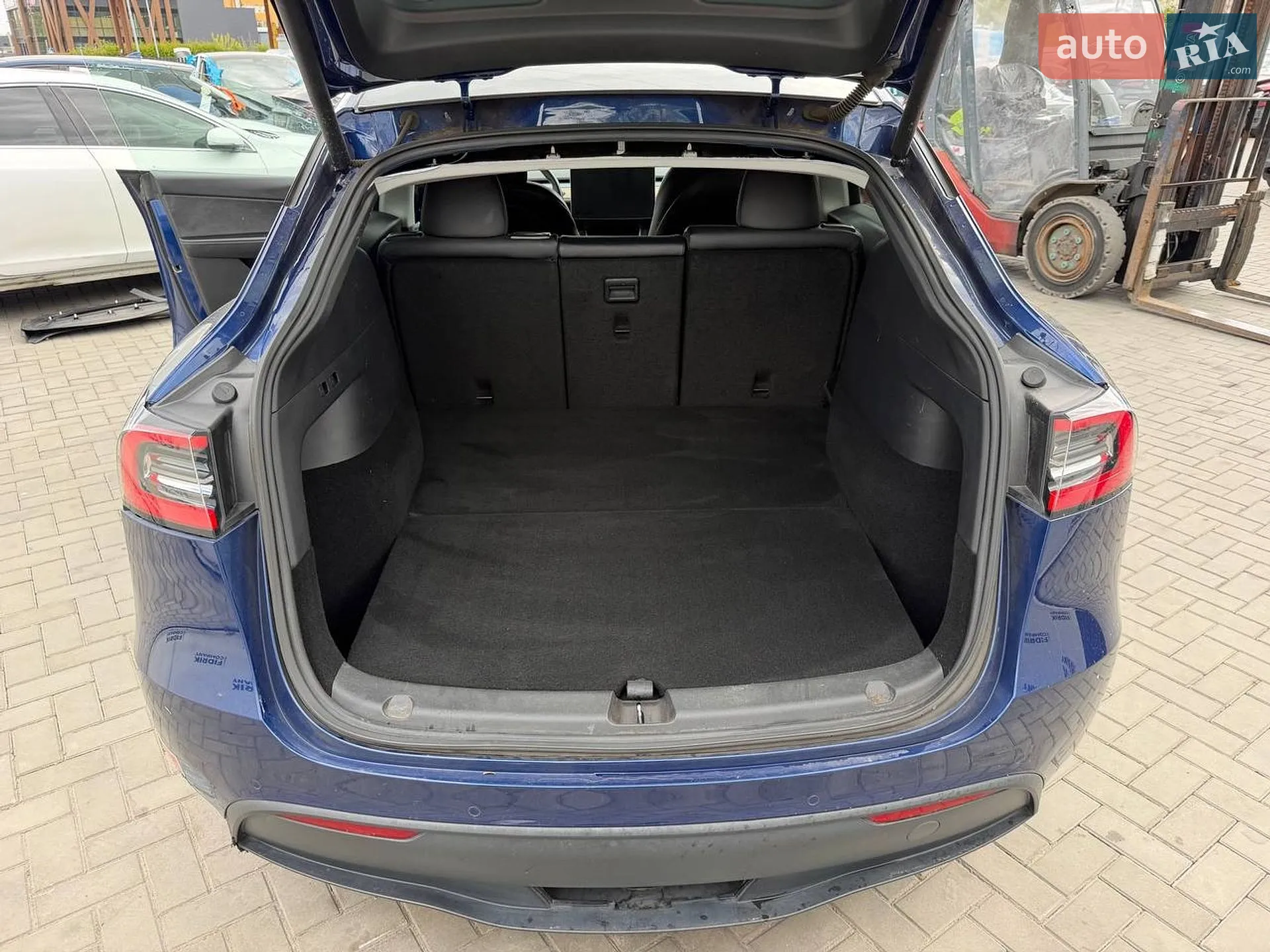 2020 Tesla Model Y - мініатюра 23