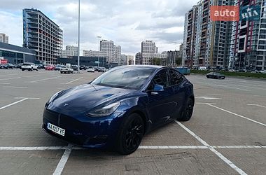 Позашляховик / Кросовер Tesla Model Y 2023 в Києві
