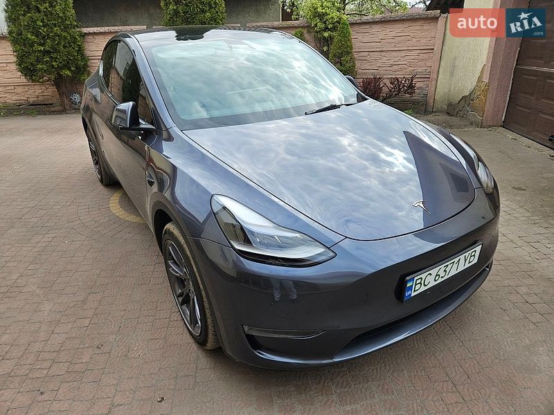 Внедорожник / Кроссовер Tesla Model Y 2023 в Рава-Русской
