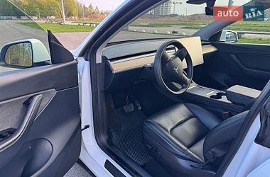 Внедорожник / Кроссовер Tesla Model Y 2020 в Львове