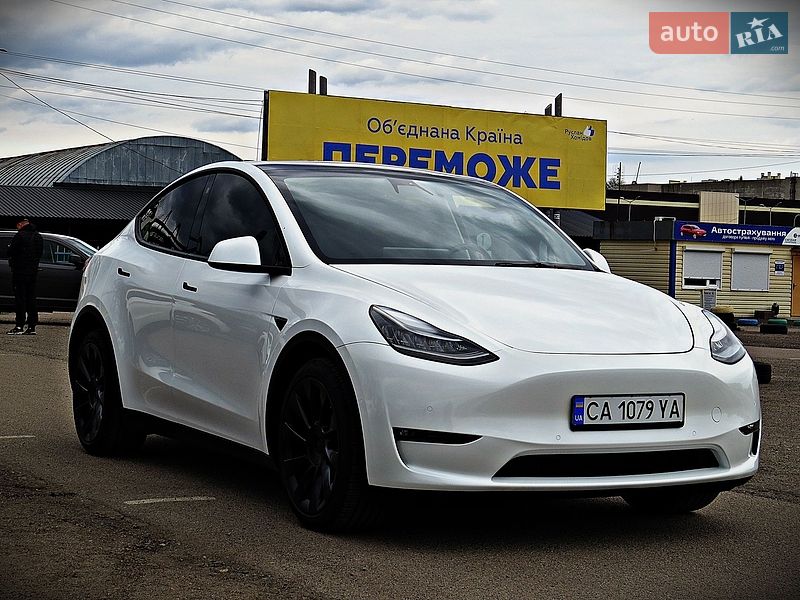 Внедорожник / Кроссовер Tesla Model Y 2021 в Черкассах