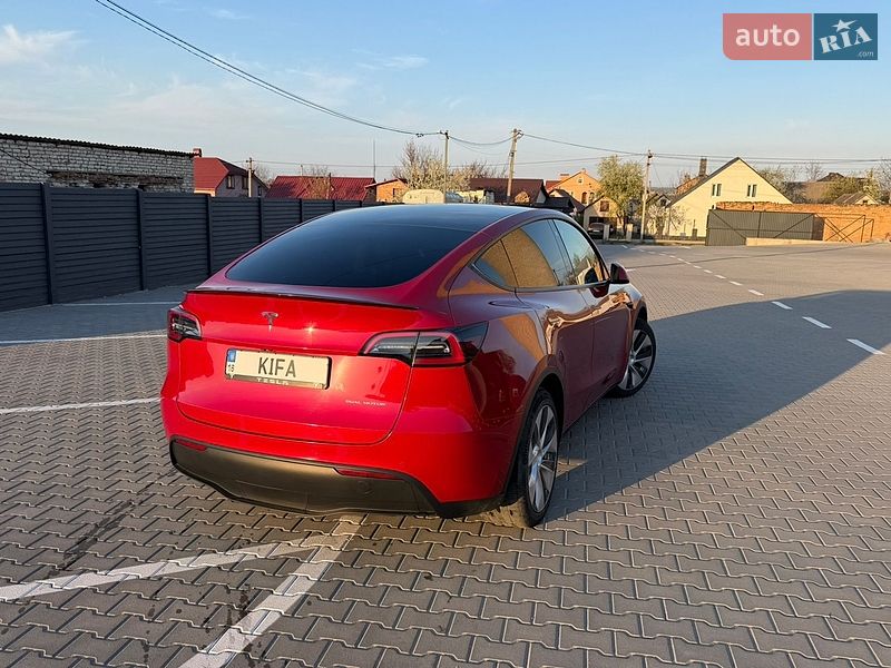 Внедорожник / Кроссовер Tesla Model Y 2022 в Дубно