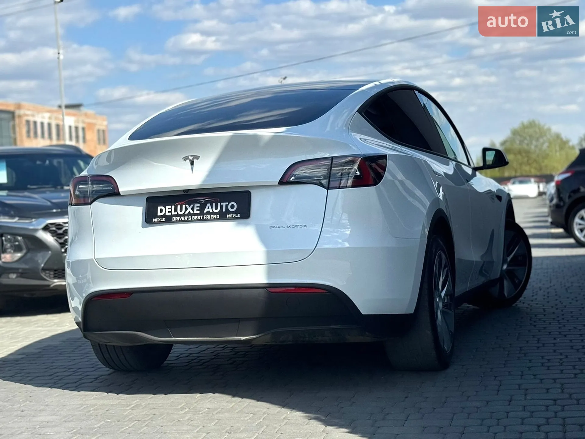 2023 Tesla Model Y - мініатюра 12