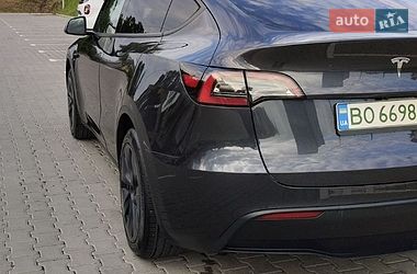 Внедорожник / Кроссовер Tesla Model Y 2024 в Львове