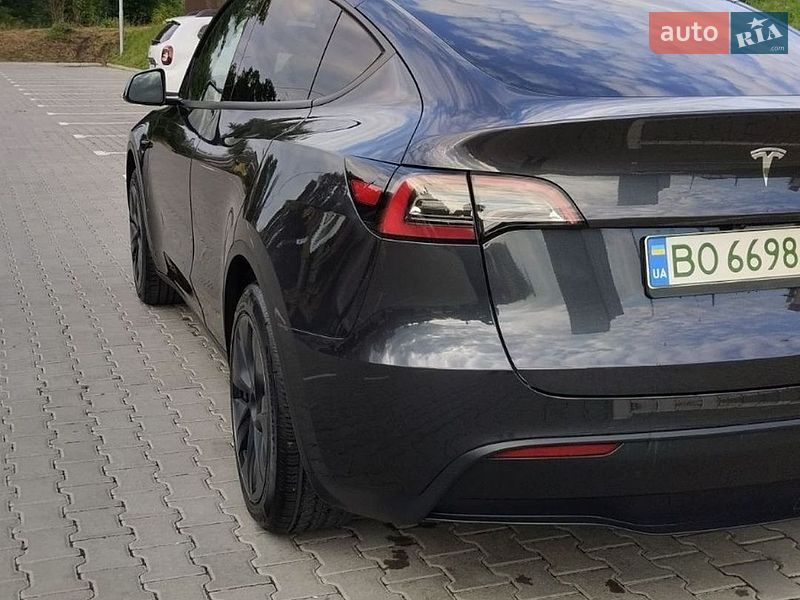 Внедорожник / Кроссовер Tesla Model Y 2024 в Львове