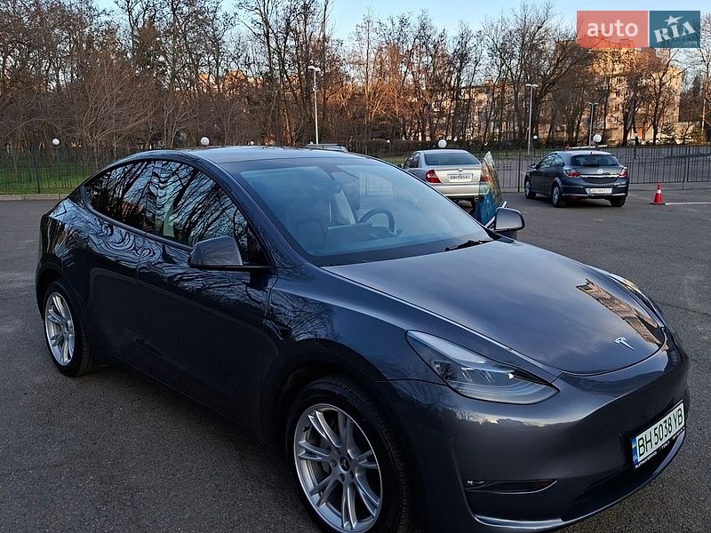 Внедорожник / Кроссовер Tesla Model Y 2023 в Одессе
