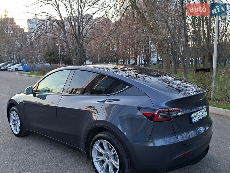 Внедорожник / Кроссовер Tesla Model Y 2023 в Одессе