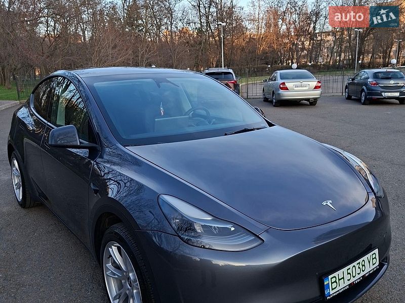 Внедорожник / Кроссовер Tesla Model Y 2023 в Одессе