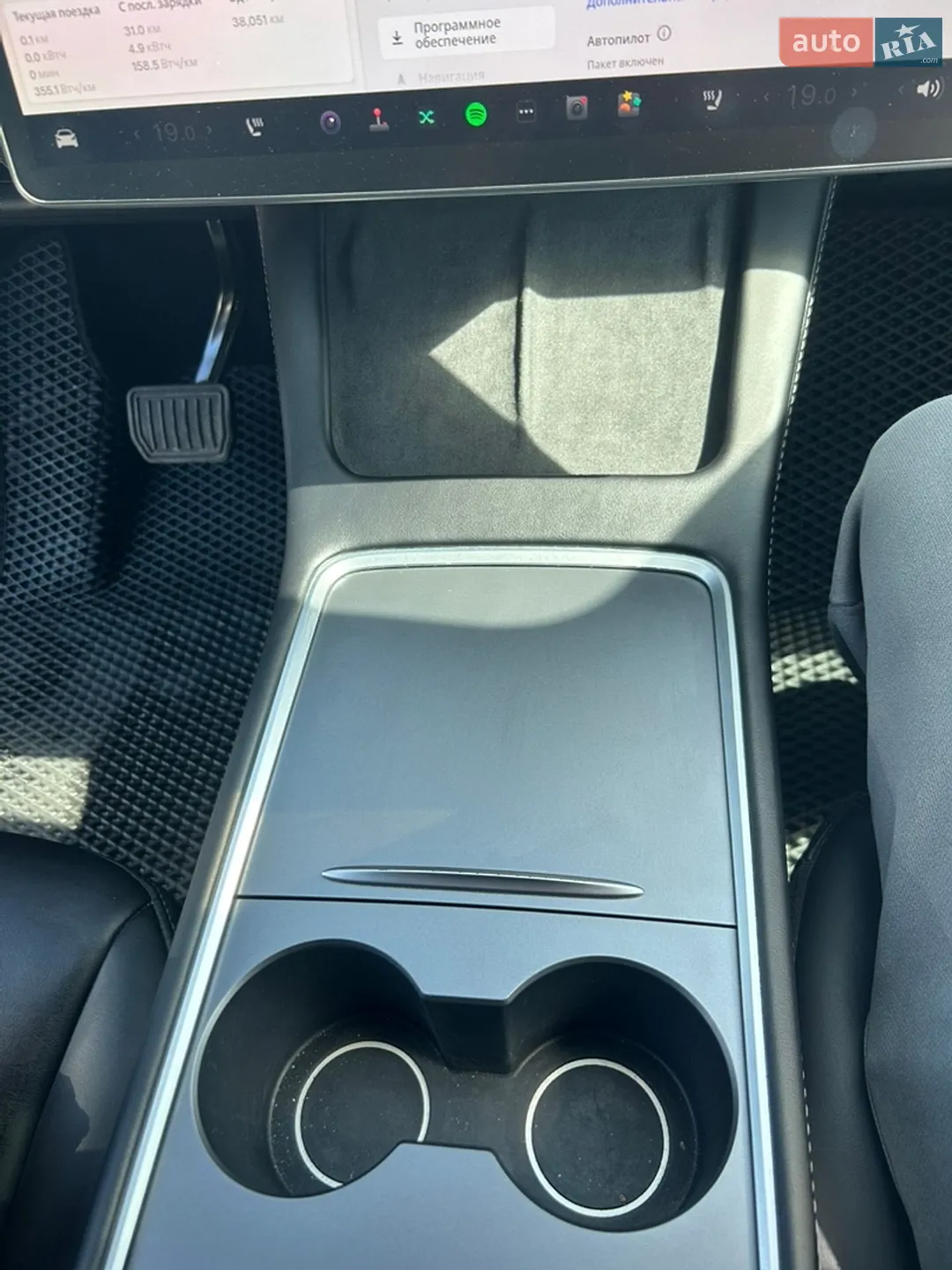 2023 Tesla Model Y - мініатюра 32
