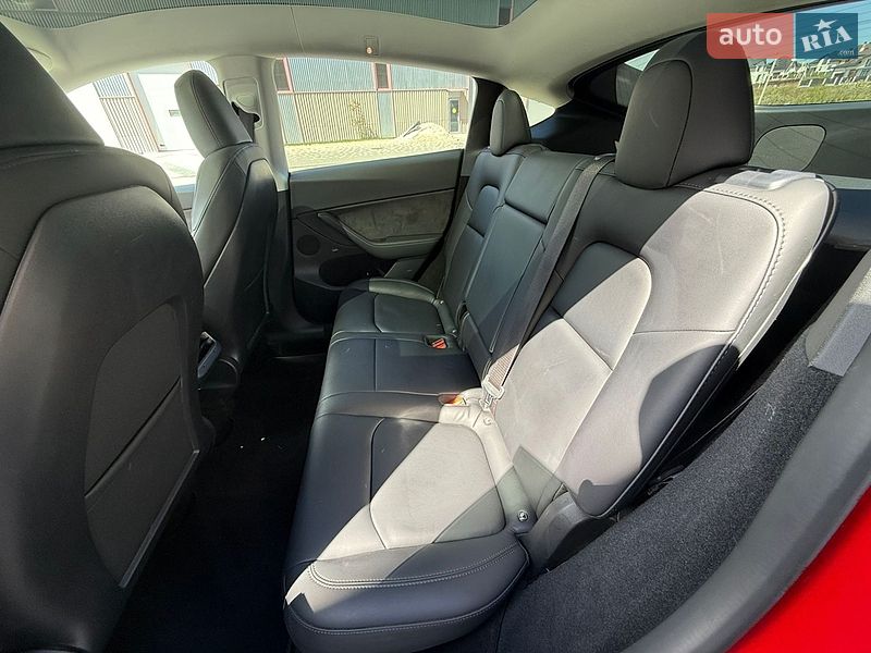 Позашляховик / Кросовер Tesla Model Y 2023 в Львові