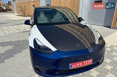 Внедорожник / Кроссовер Tesla Model Y 2023 в Львове