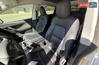 Внедорожник / Кроссовер Tesla Model Y 2021 в Львове