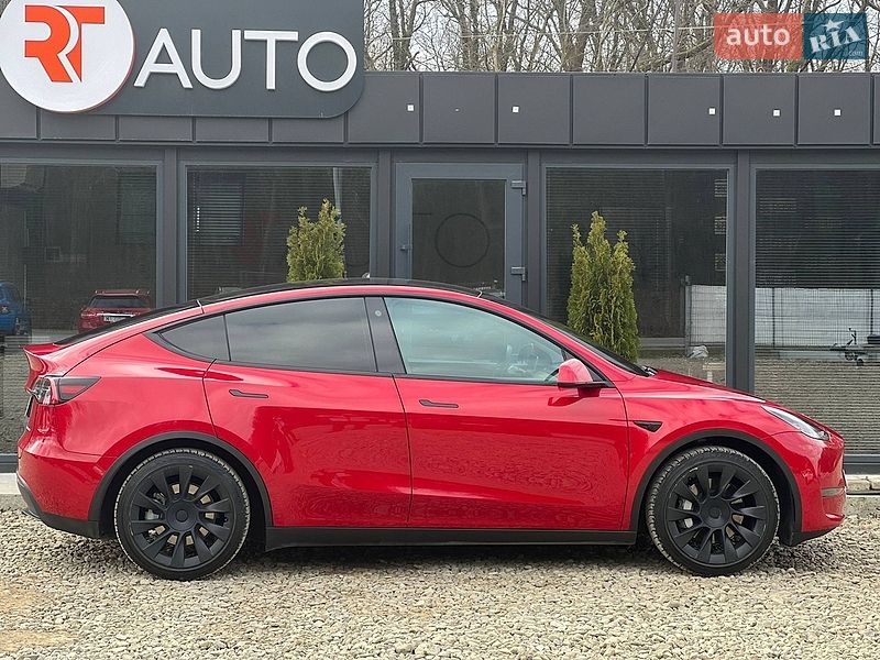 Внедорожник / Кроссовер Tesla Model Y 2021 в Львове