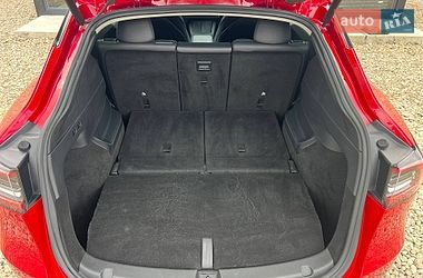 Внедорожник / Кроссовер Tesla Model Y 2021 в Львове