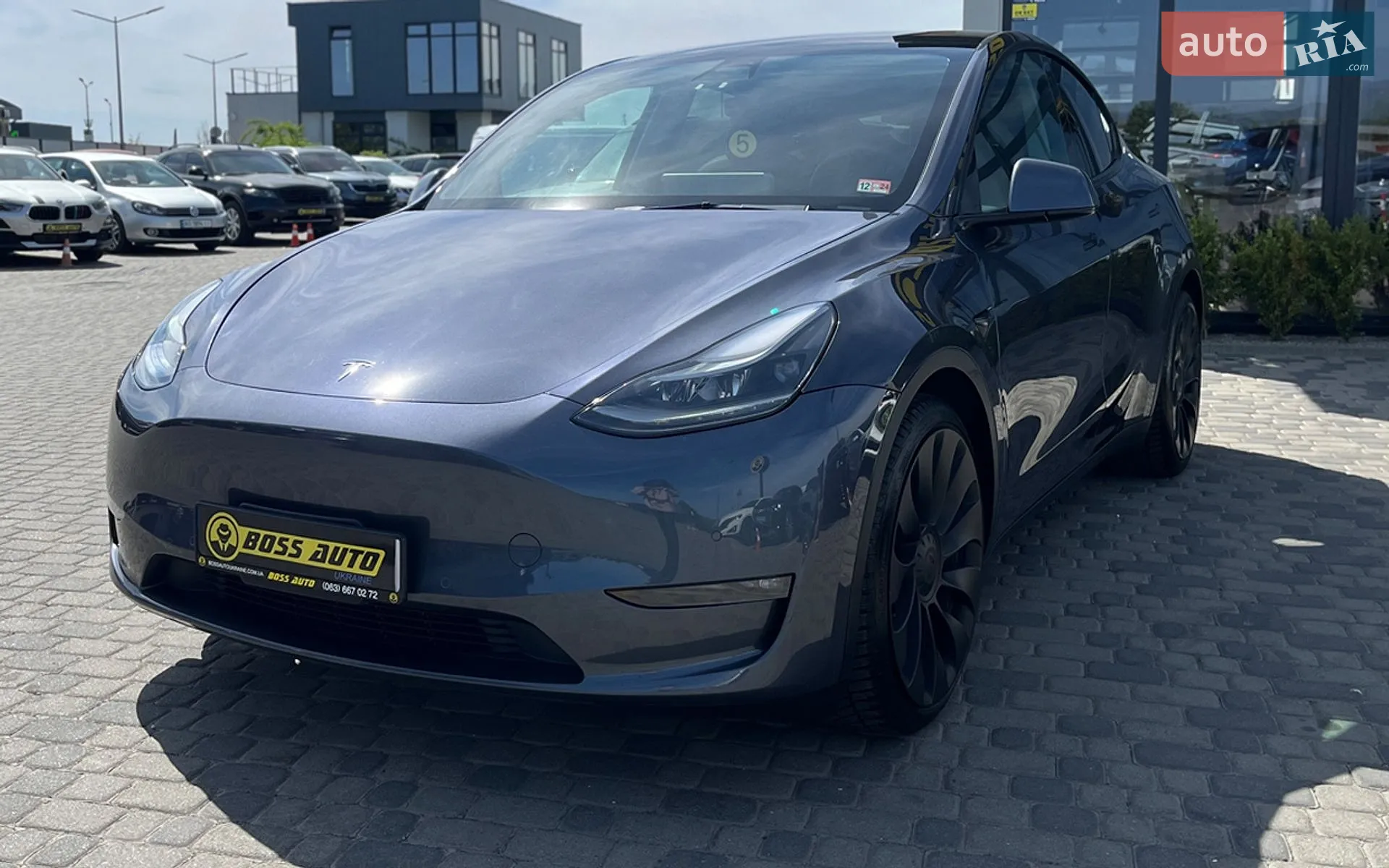2021 Tesla Model Y - мініатюра 3
