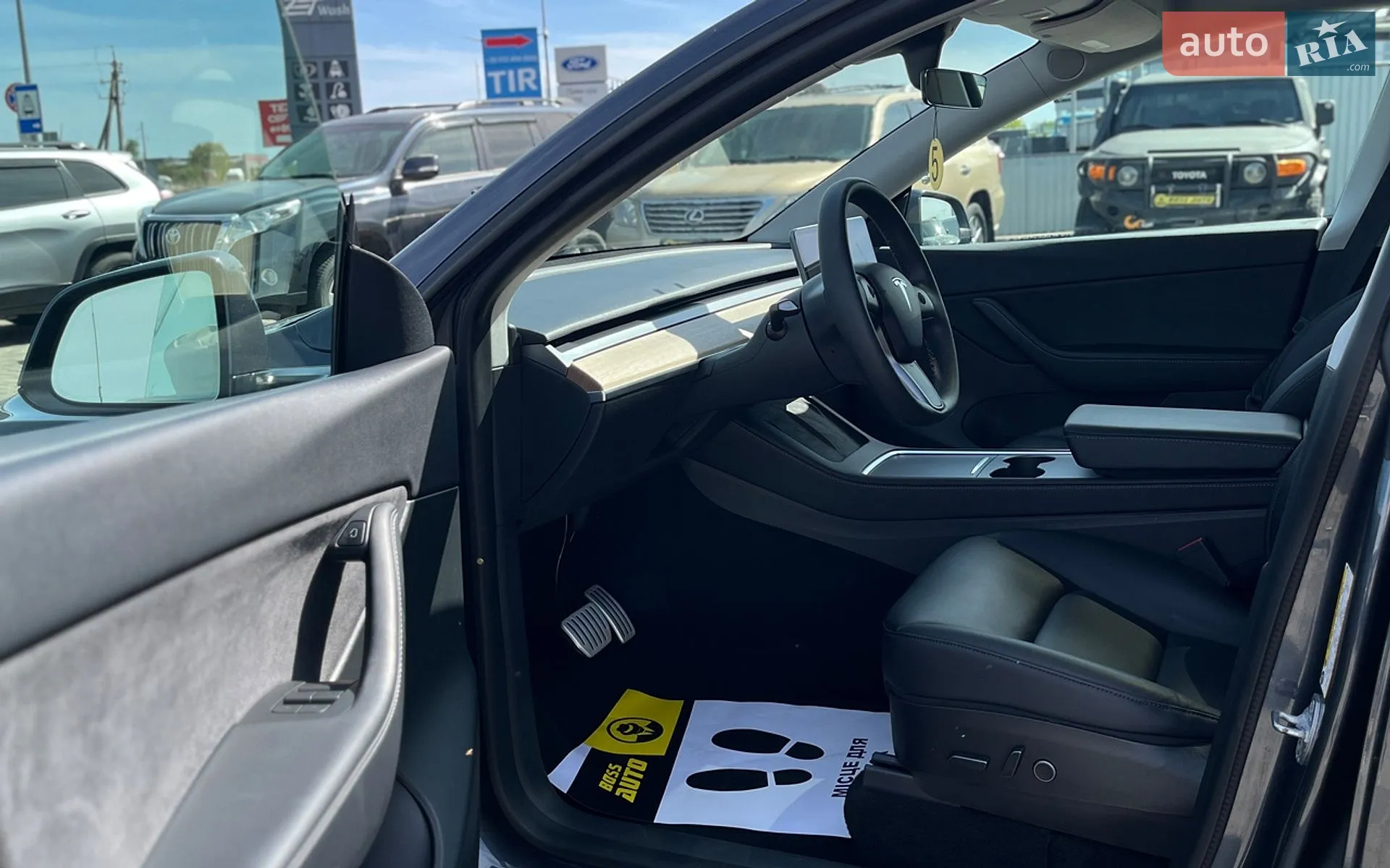 2021 Tesla Model Y - мініатюра 9