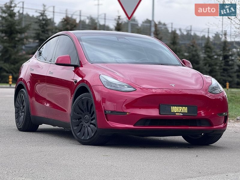 Позашляховик / Кросовер Tesla Model Y 2023 в Києві