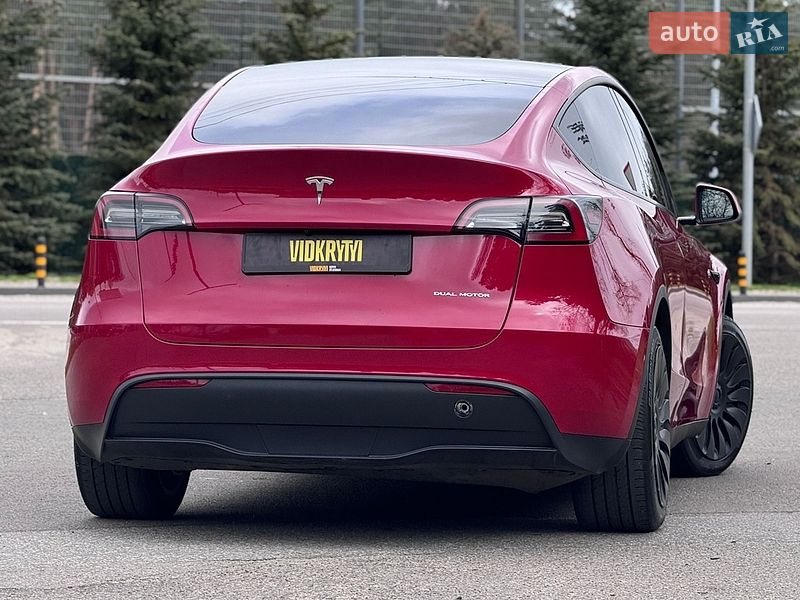 Позашляховик / Кросовер Tesla Model Y 2023 в Києві