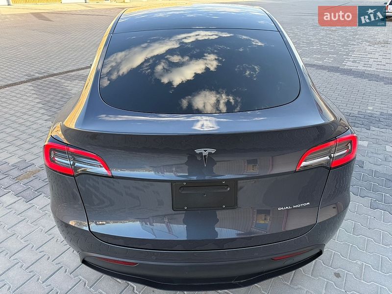 Внедорожник / Кроссовер Tesla Model Y 2022 в Львове