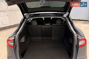 Внедорожник / Кроссовер Tesla Model Y 2022 в Киеве