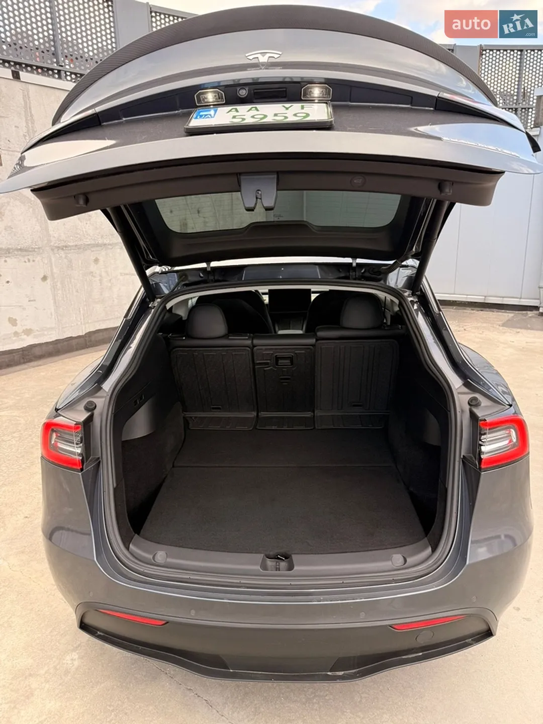 2022 Tesla Model Y - мініатюра 11