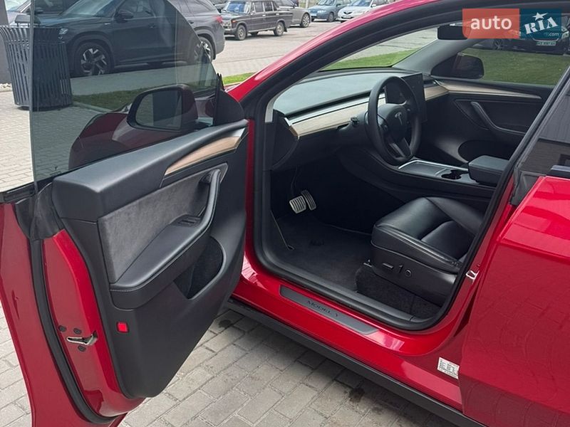Внедорожник / Кроссовер Tesla Model Y 2022 в Днепре фото 7 Внедорожник / Кроссовер Tesla Model Y 2022 в Днепре