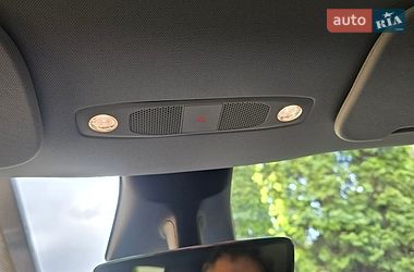 Внедорожник / Кроссовер Tesla Model Y 2021 в Киеве