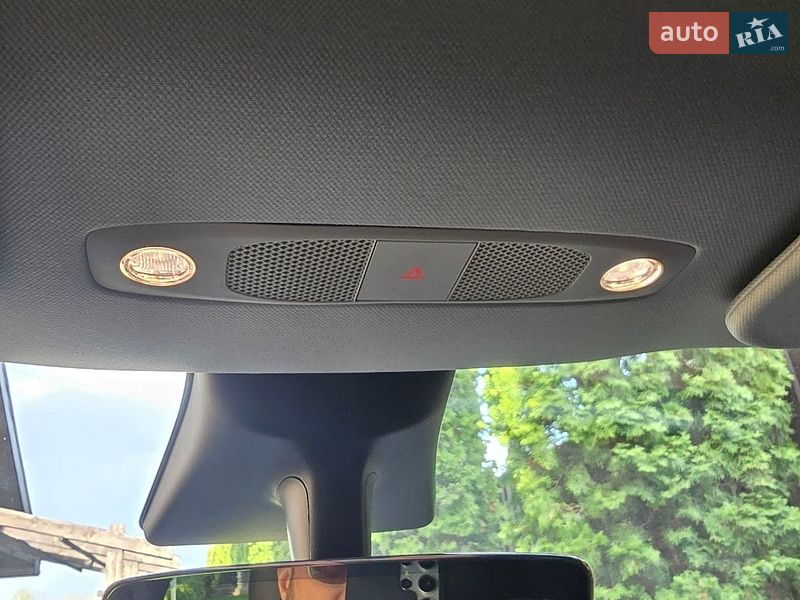 Внедорожник / Кроссовер Tesla Model Y 2021 в Киеве