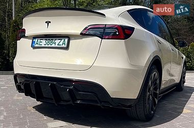 Внедорожник / Кроссовер Tesla Model Y 2022 в Трускавце