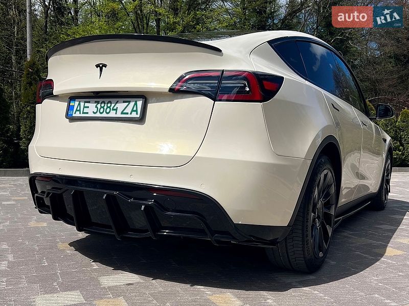 Внедорожник / Кроссовер Tesla Model Y 2022 в Трускавце