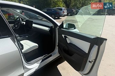Внедорожник / Кроссовер Tesla Model Y 2022 в Львове