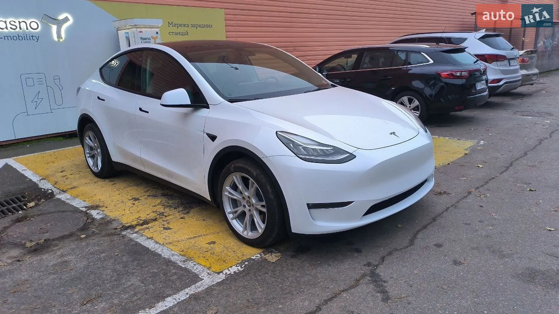 2022 Tesla Model Y - мініатюра 2