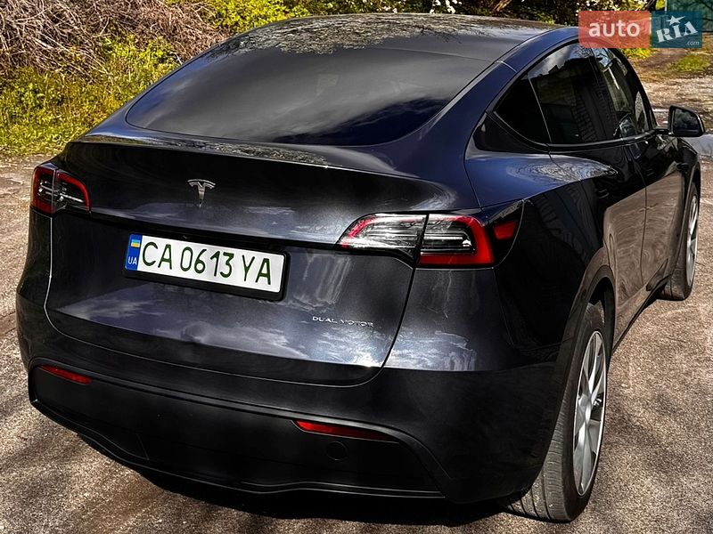 Внедорожник / Кроссовер Tesla Model Y 2023 в Черкассах
