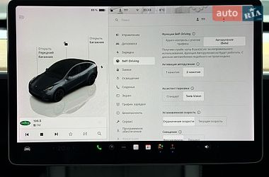 Внедорожник / Кроссовер Tesla Model Y 2022 в Киеве