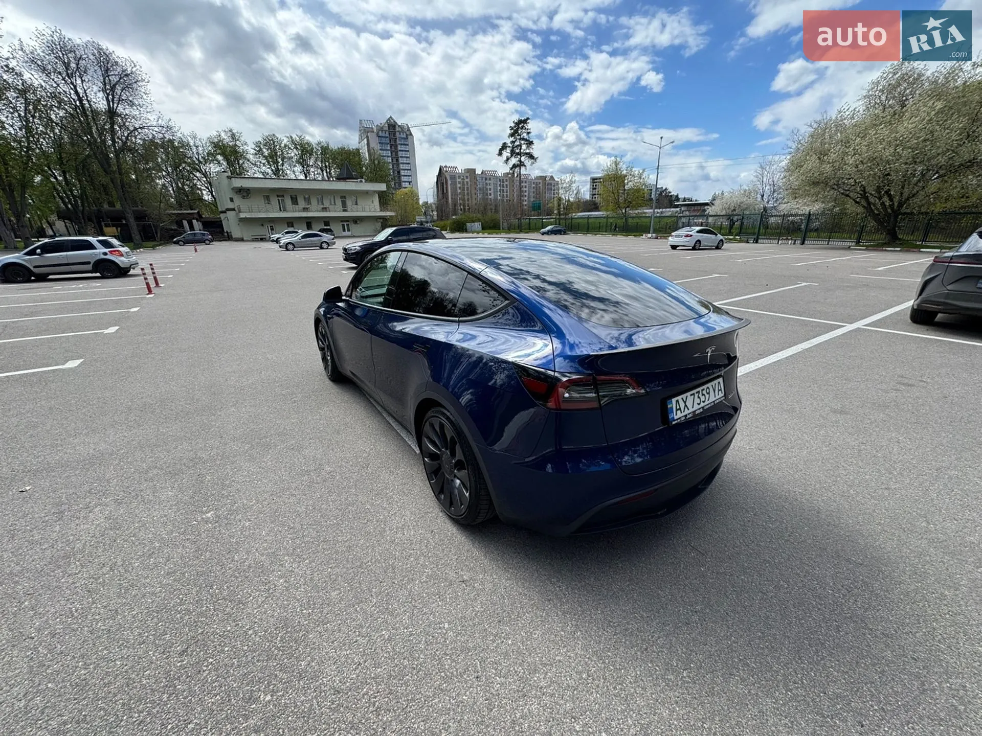 2023 Tesla Model Y - мініатюра 8