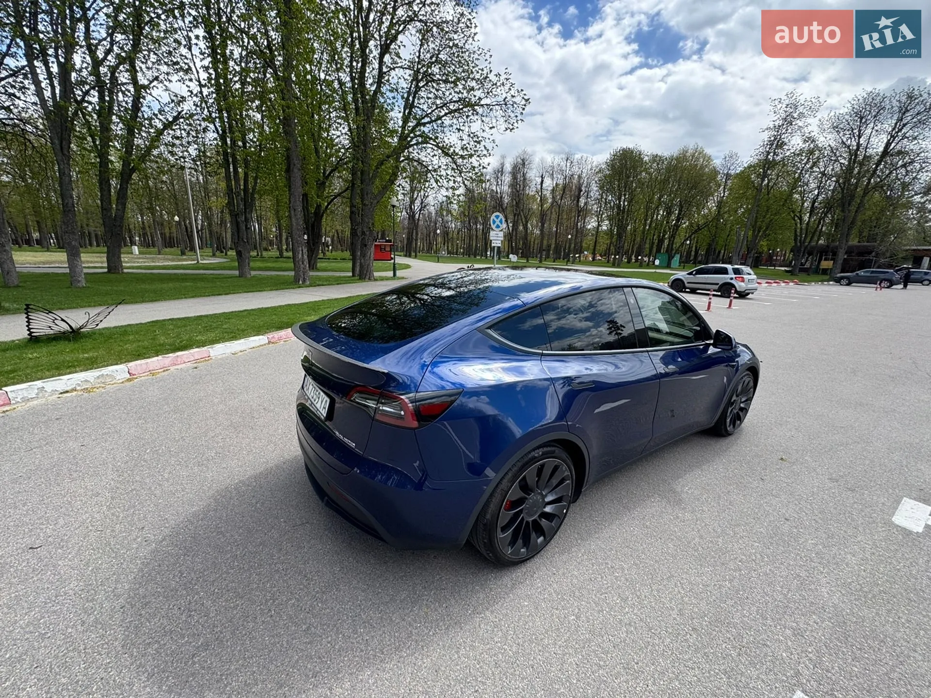 2023 Tesla Model Y - мініатюра 3