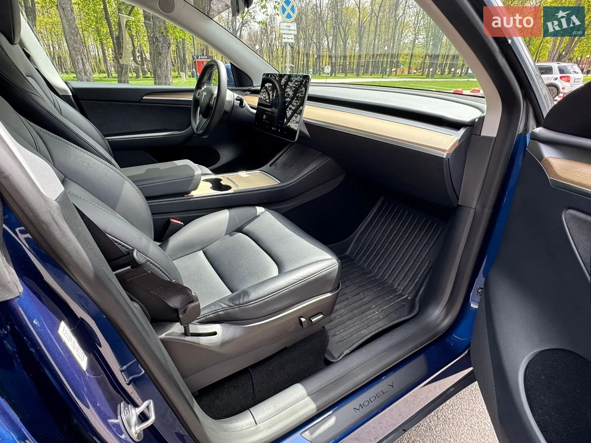 2023 Tesla Model Y - мініатюра 15