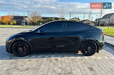 Внедорожник / Кроссовер Tesla Model Y 2022 в Киеве