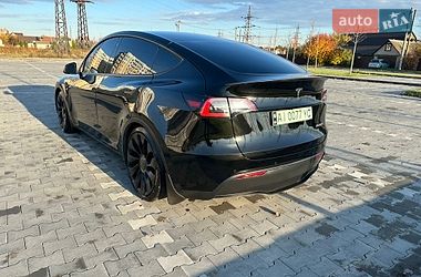 Внедорожник / Кроссовер Tesla Model Y 2022 в Киеве