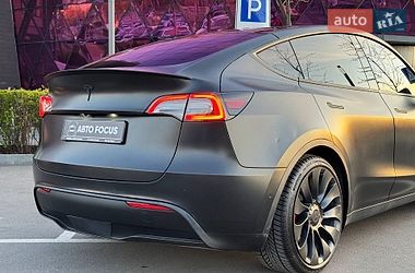 Позашляховик / Кросовер Tesla Model Y 2022 в Києві