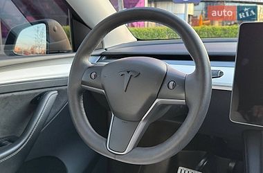 Позашляховик / Кросовер Tesla Model Y 2022 в Києві
