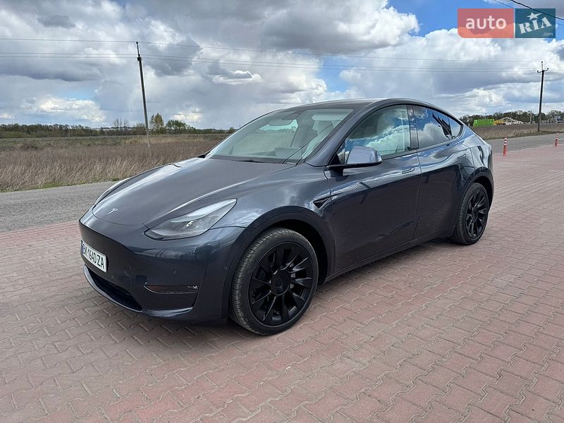Внедорожник / Кроссовер Tesla Model Y 2022 в Ровно