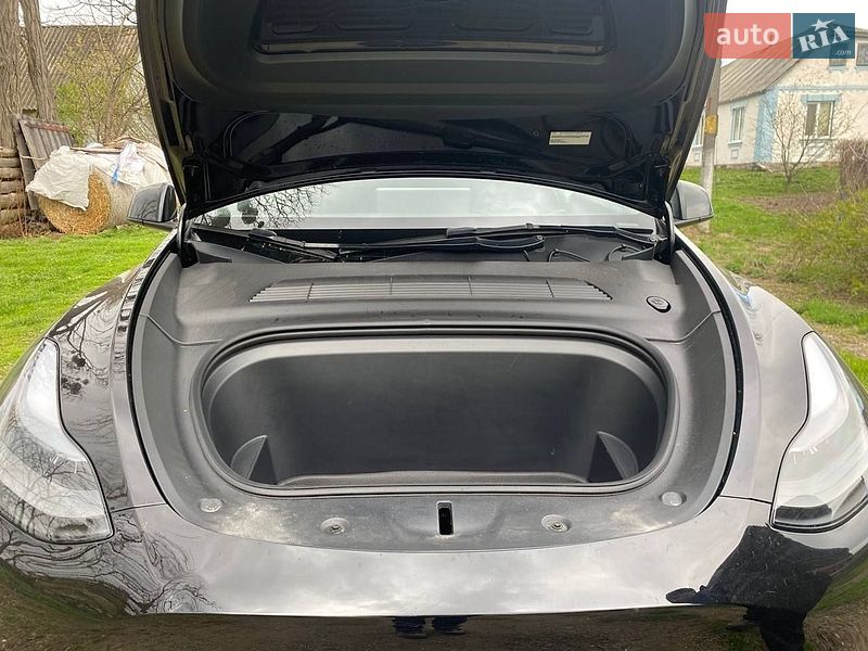 Внедорожник / Кроссовер Tesla Model Y 2024 в Тетиеве