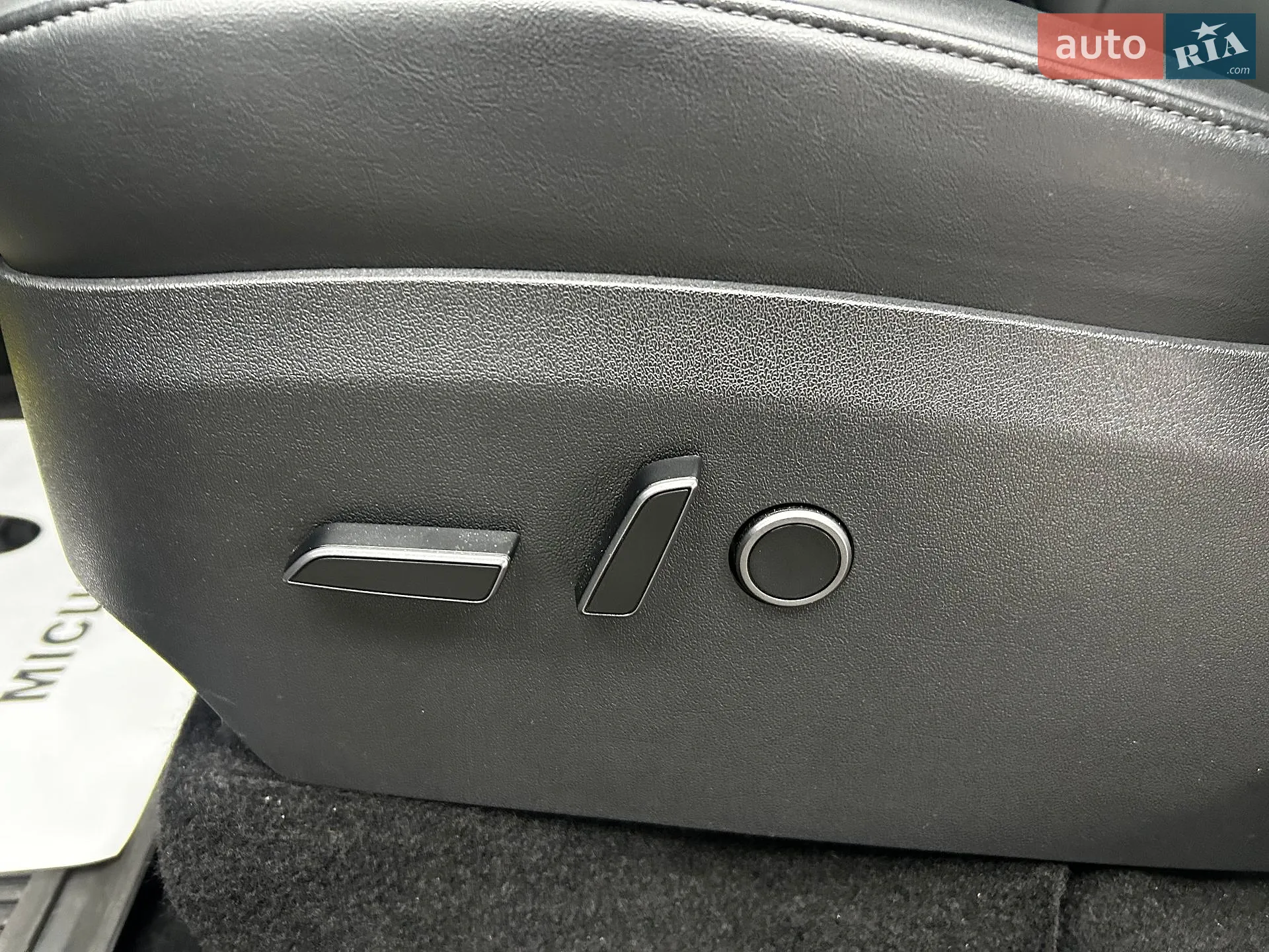 2023 Tesla Model Y - мініатюра 26