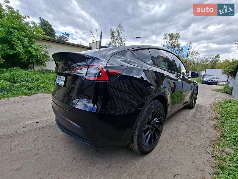 Внедорожник / Кроссовер Tesla Model Y 2021 в Львове