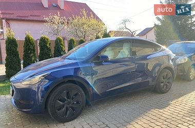Внедорожник / Кроссовер Tesla Model Y 2024 в Львове