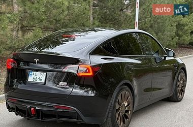 Внедорожник / Кроссовер Tesla Model Y 2023 в Днепре