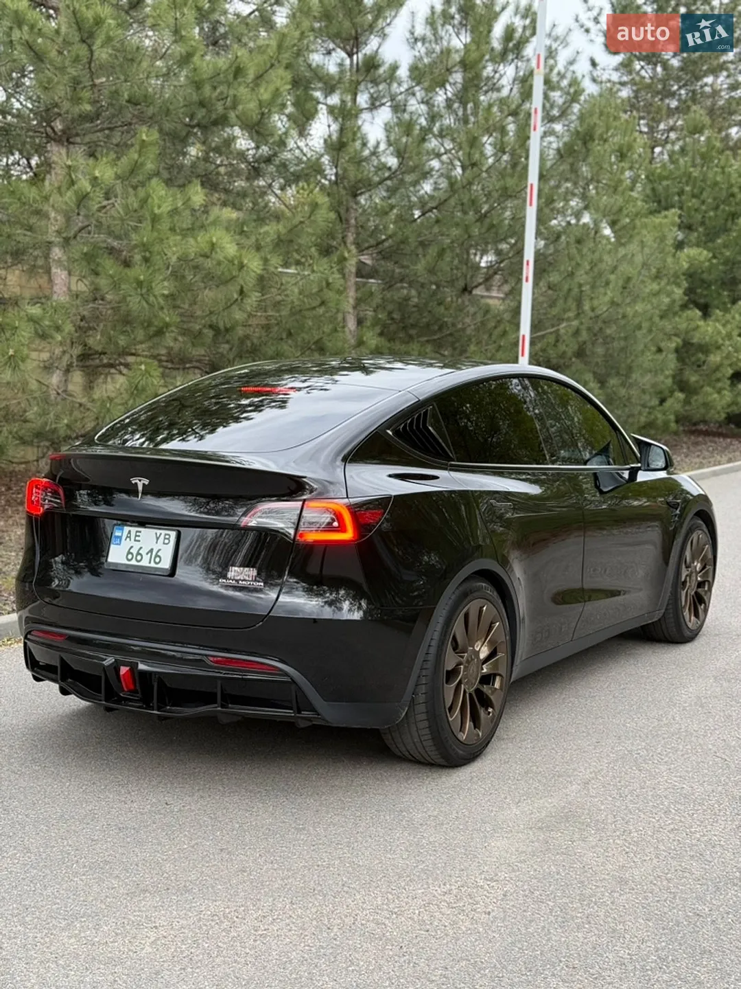 2023 Tesla Model Y - мініатюра 13