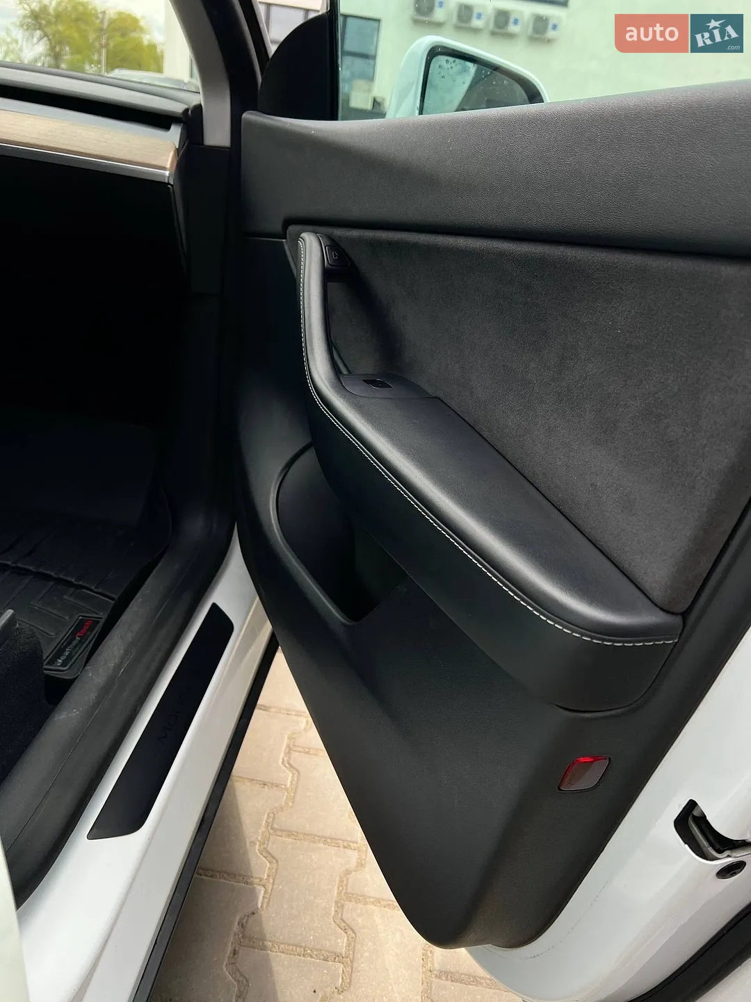2021 Tesla Model Y - мініатюра 5